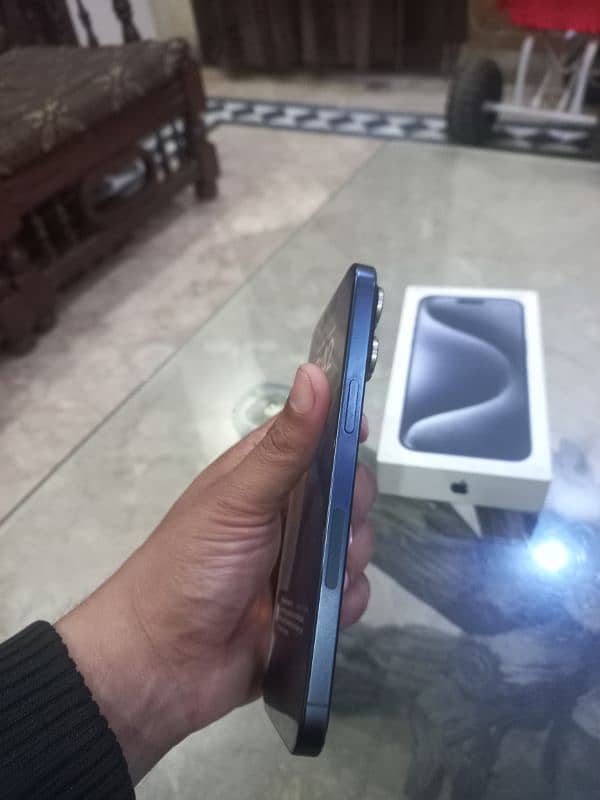 i phone 15 pro max 2