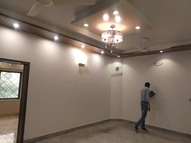 1 Kanal Beautiful Upper Portion Available For Rent in DHA Phase 2 V Block Lahore Cantt 7