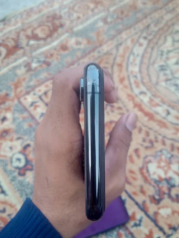 IPhone XS Black colour water pack (64gb) Jv all okay 5