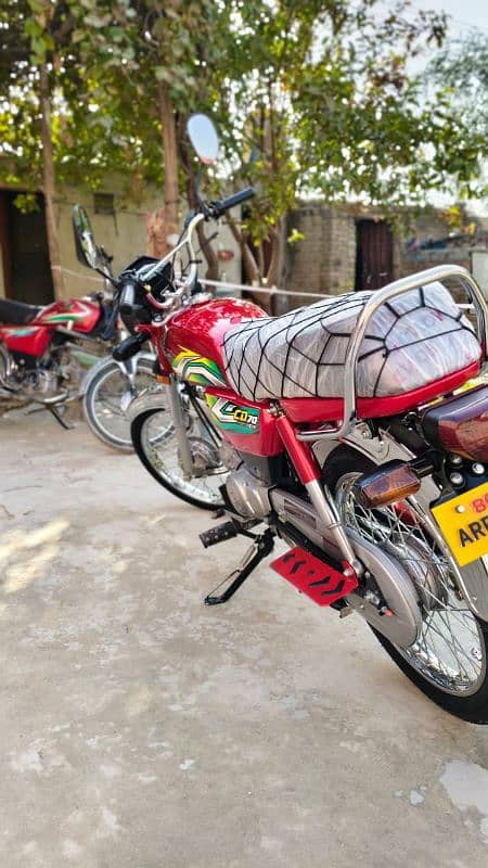 Honda CD70 bilkul Koi 3