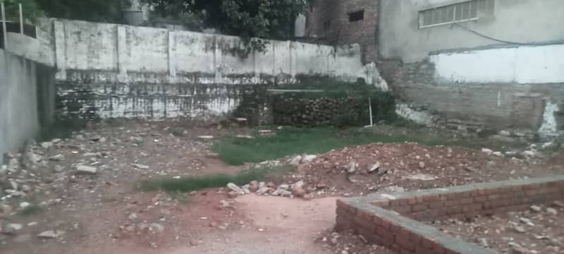 15 marla plot available for sale in Askari 9 prime location 1