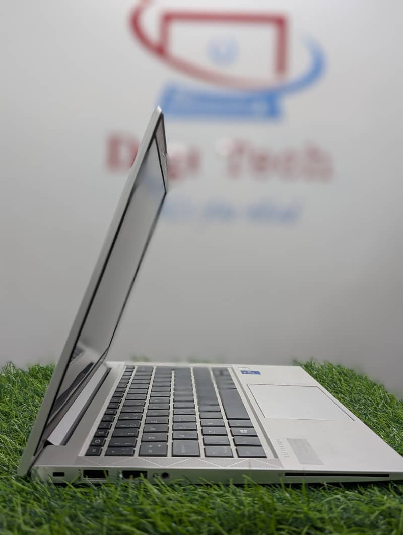 HP Elitebook G8 i7 11 16gb ram 512gb Nvme 6