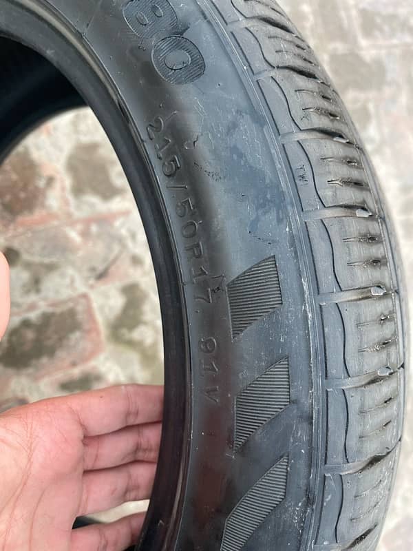 17 inch Slightly used 2022 tyres 215/50/17 4