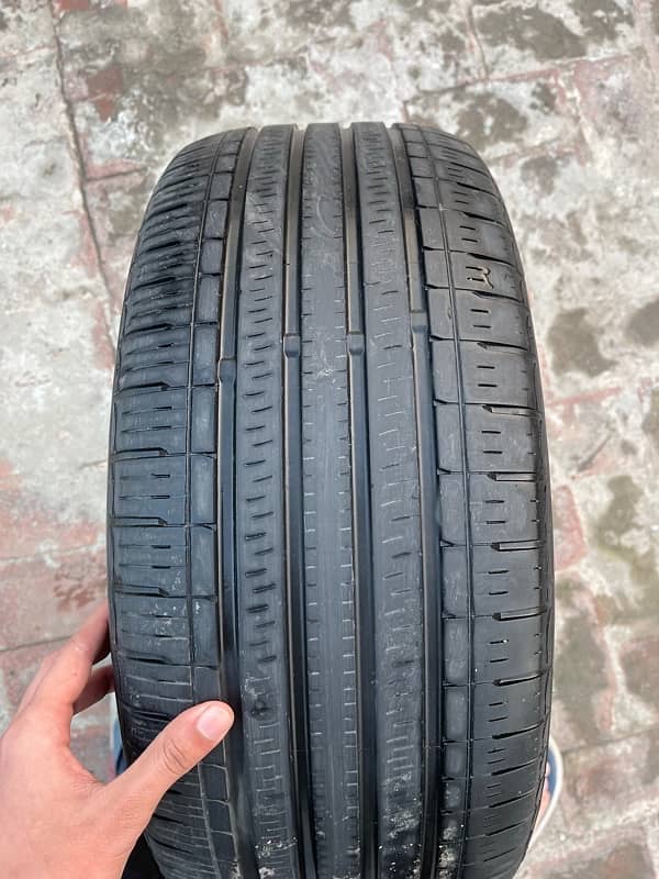 17 inch Slightly used 2022 tyres 215/50/17 3