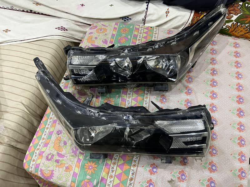 Corolla Grande Genuine Headlight Pair For Sale 0