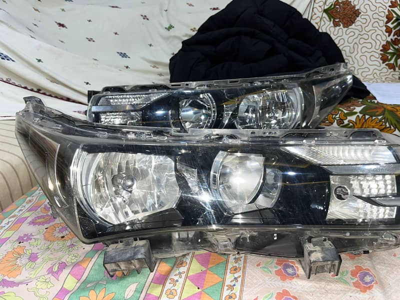 Corolla Grande Genuine Headlight Pair For Sale 2