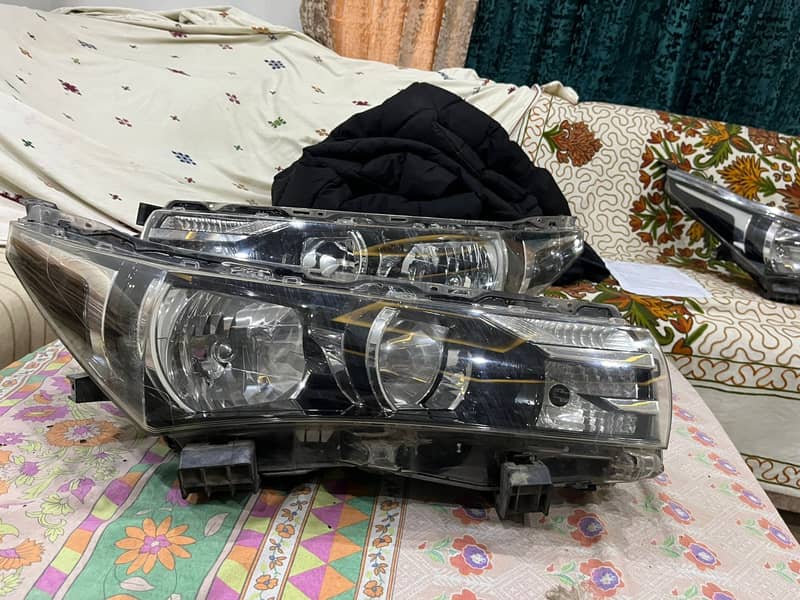 Corolla Grande Genuine Headlight Pair For Sale 10