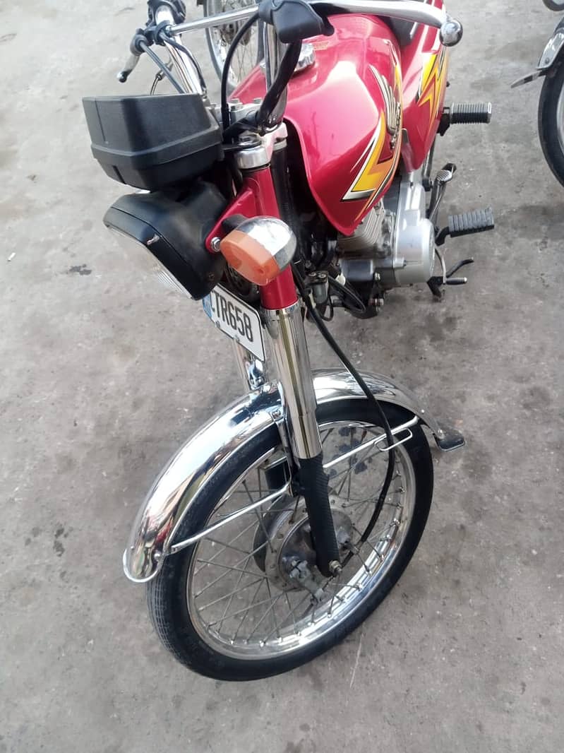 Honda CG 125 2021 Less used 2