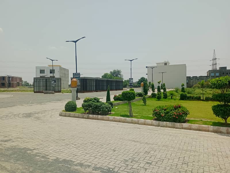 6 Marla Fountain Facing Commercial Plot for Sale 2