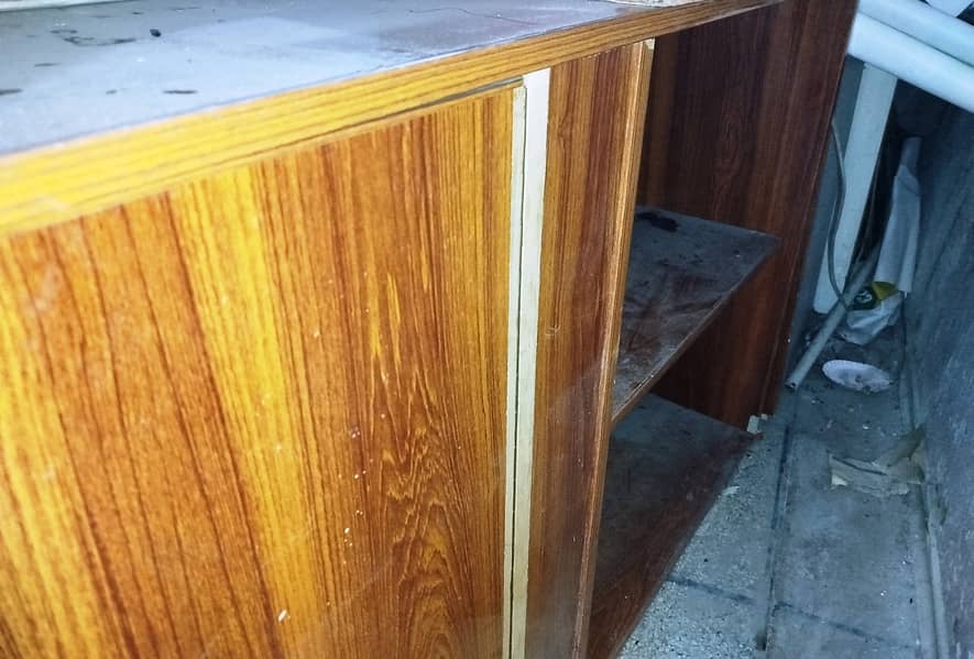 Reception Counter almost New Condition 4