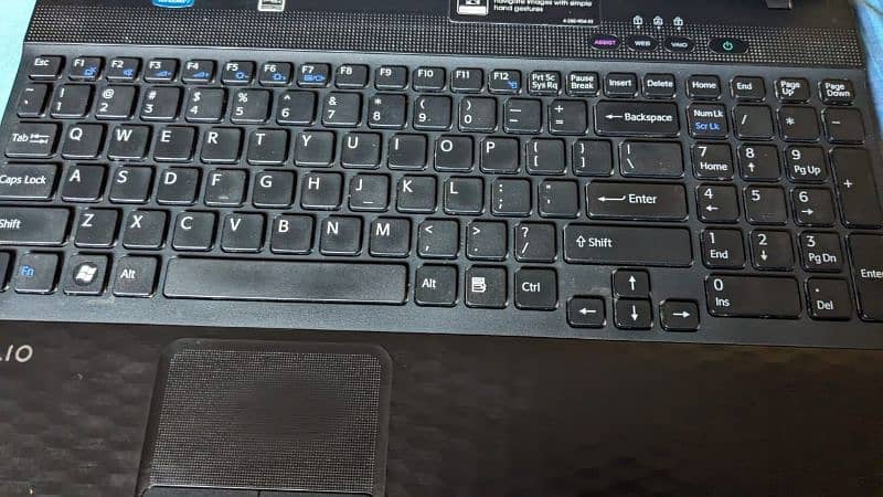 Sony laptop core i5 6th generation good condition 2