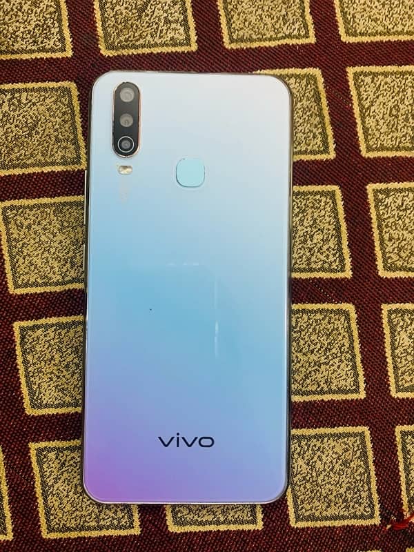 vivo y17 2