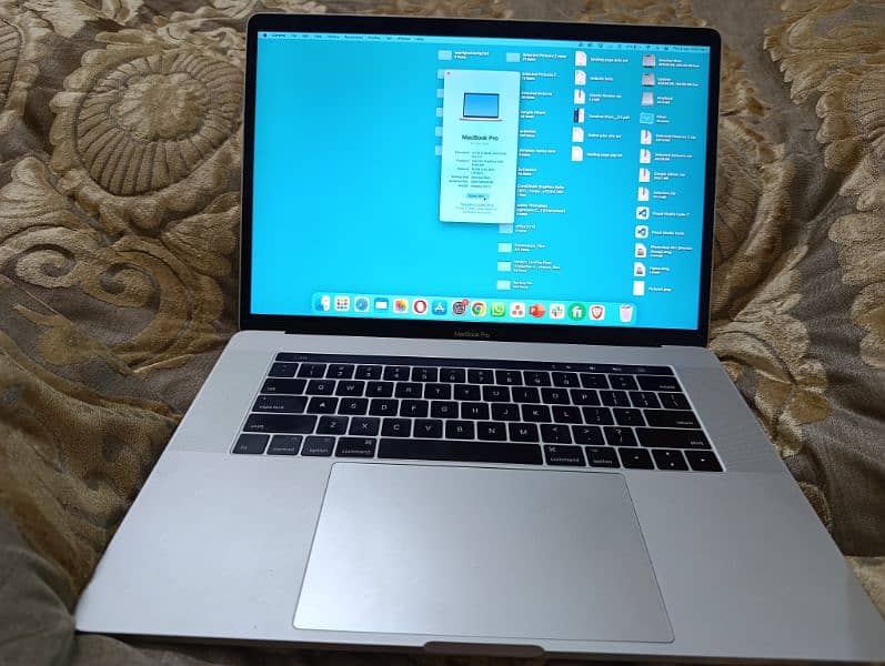 macbook pro 2017 16gb 512gb 3.1ghz 0