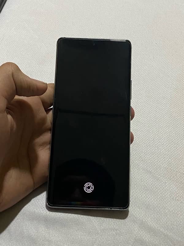 Tecno Spark 20 pro+ 8+8 256 GB 2