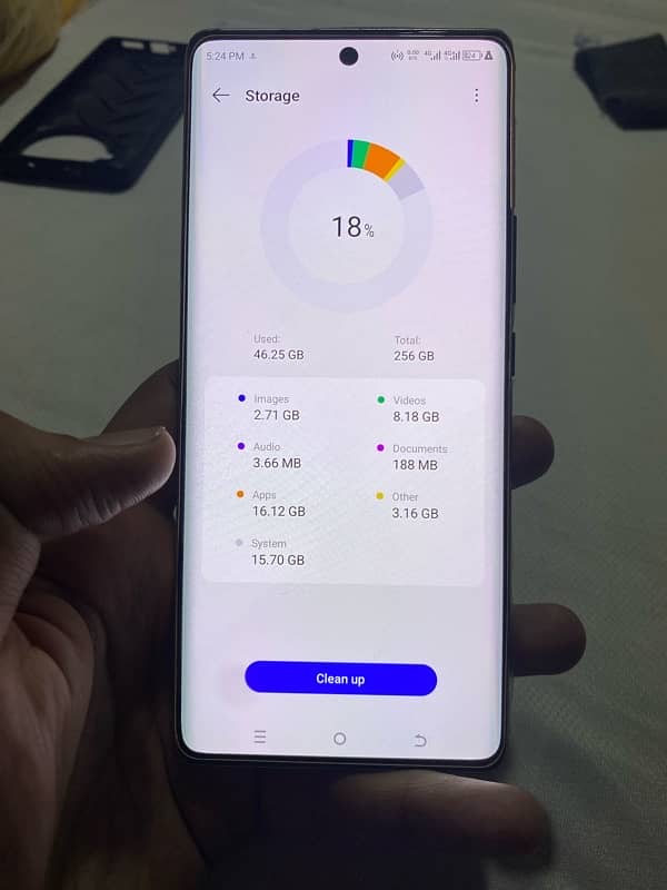 Tecno Spark 20 pro+ 8+8 256 GB 3