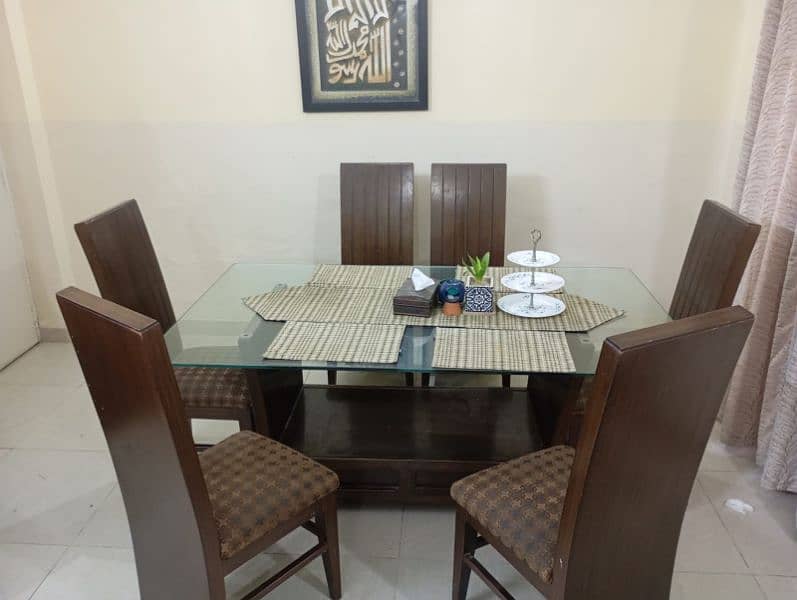 6 seater dining table for sale 1