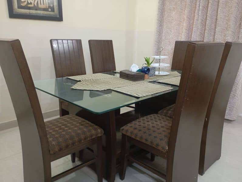 6 seater dining table for sale 3