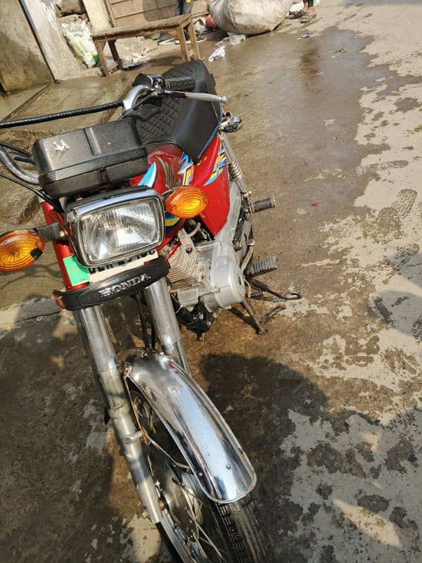 Honda 125 urgent sale 03213000463 4