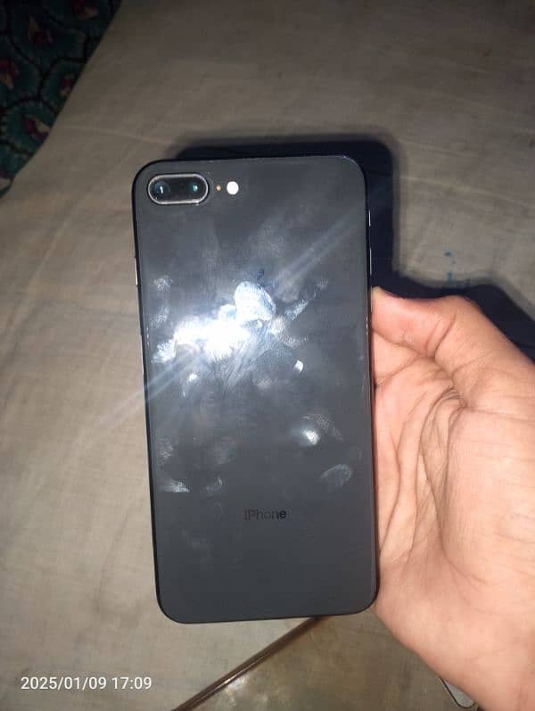 iphone 8 plus 3