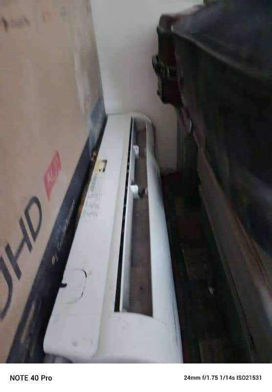 Haier ac used mai utar r rakha ha good condition mai ha 5