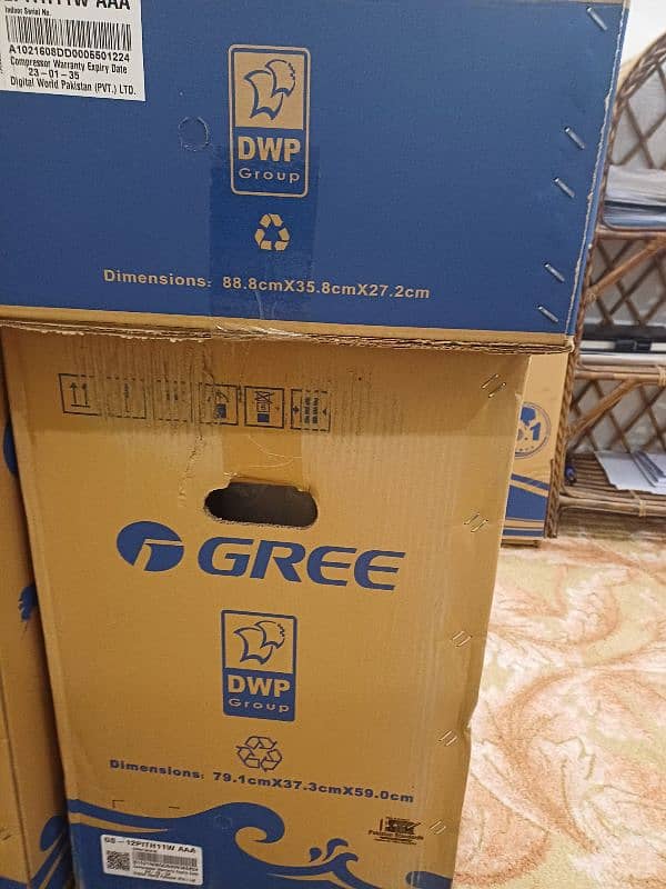 GREE Invertor AC 1 ton  BRAND NEW 1