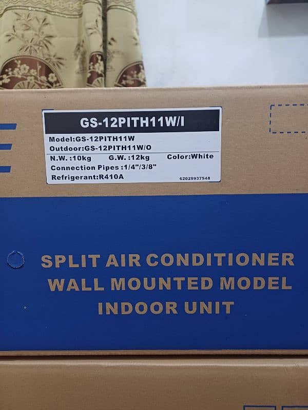 GREE Invertor AC 1 ton  BRAND NEW 2