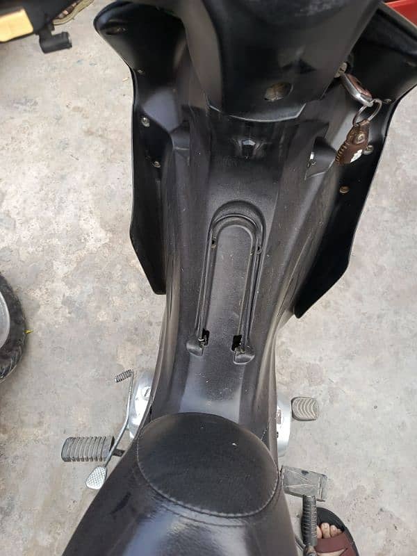 power scooty 70cc 2