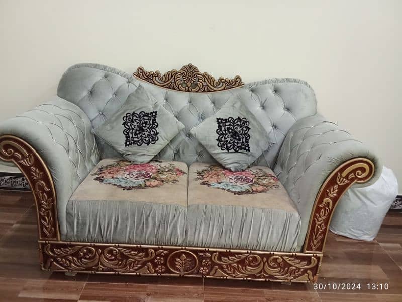 King Size sofa 1