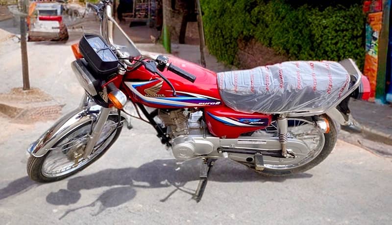 HONDA CG 125 2016 A RENOVATED ALL GENUINE 10/10 CONDITION 0