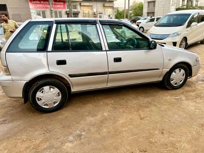 Company maintained Suzuki Cultus VXRi 2013 5