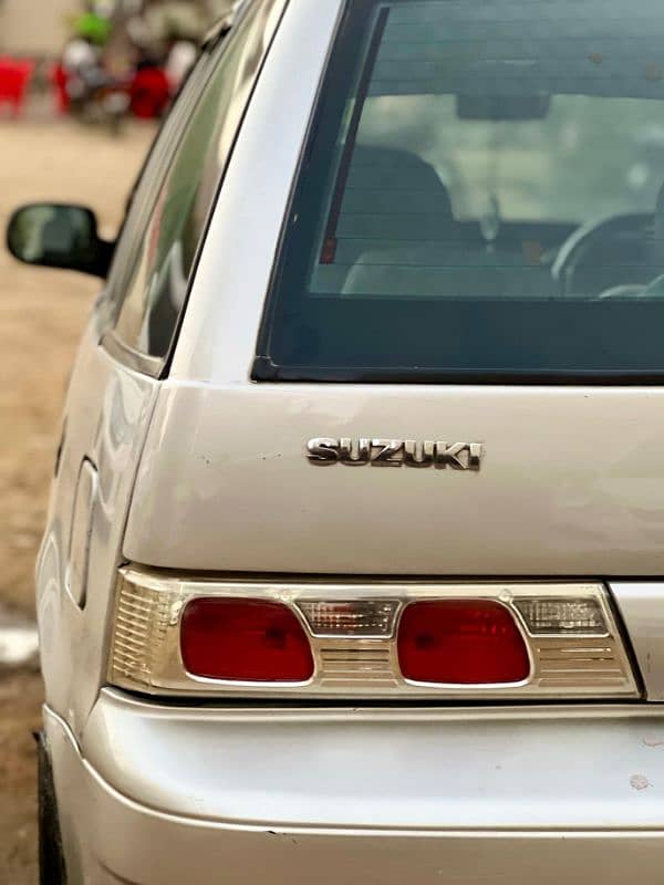 Company maintained Suzuki Cultus VXRi 2013 10