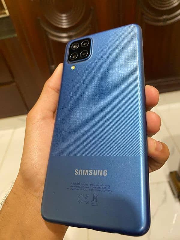 Samsung Galaxy a12 4/64 0