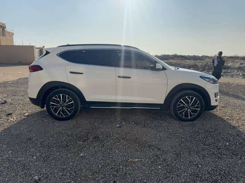 Hyundai Tucson 2020-2021 AWD 2