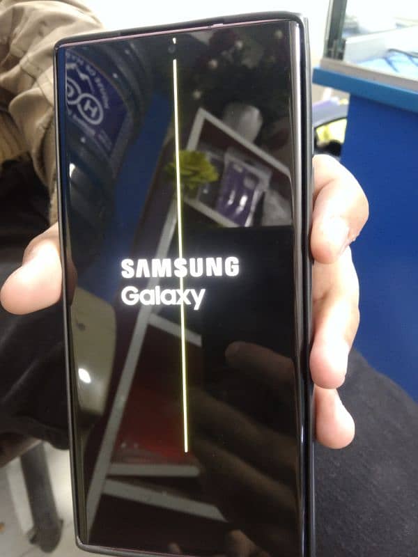 Samsung s22 ultra lcd dot 3