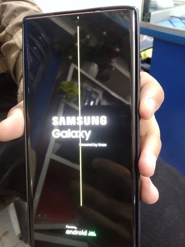 Samsung s22 ultra lcd dot 4