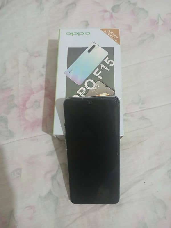 Oppo F15 0