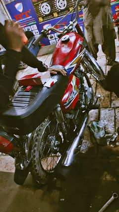 Honda 125 karachi no.