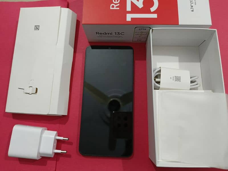 Xiaomi Redmi 13C, 6/128 4