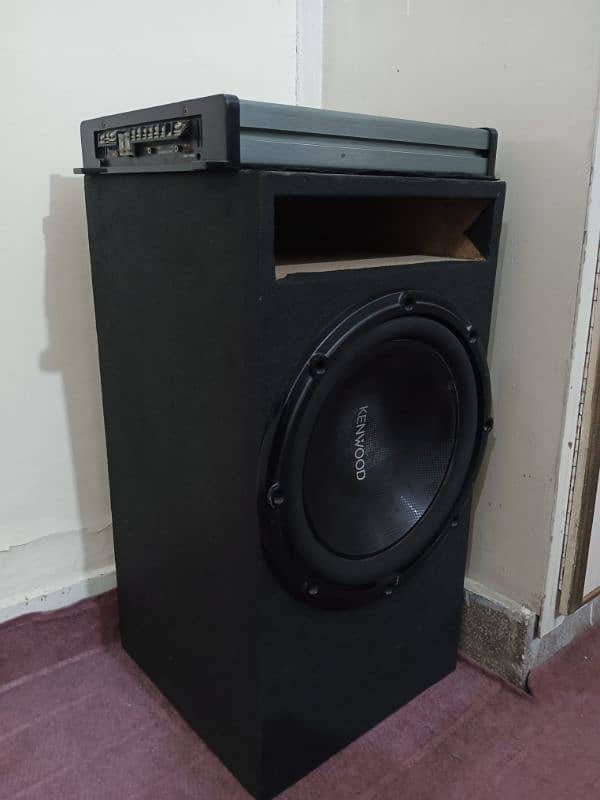 woofer amp and speakers out class condition 11