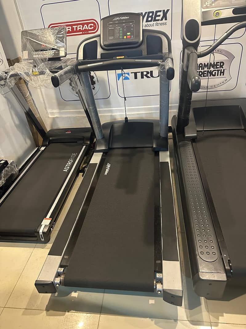 American Fitness Running Treadmill for sale | Slightly Use |USA IMPORT 9