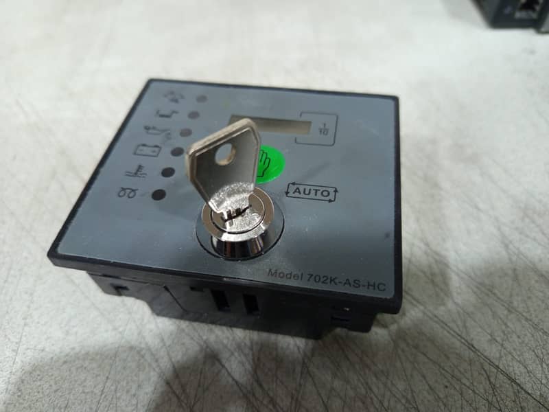 Auto Control Module: Model: 702K  0-3-3-4-9-0-6-6-1-0-7 0