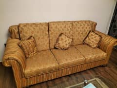 7 seater Sofa Good Condition