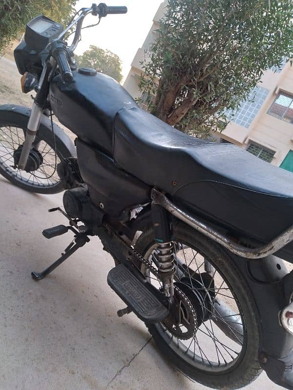 Black 70cc super asia 1