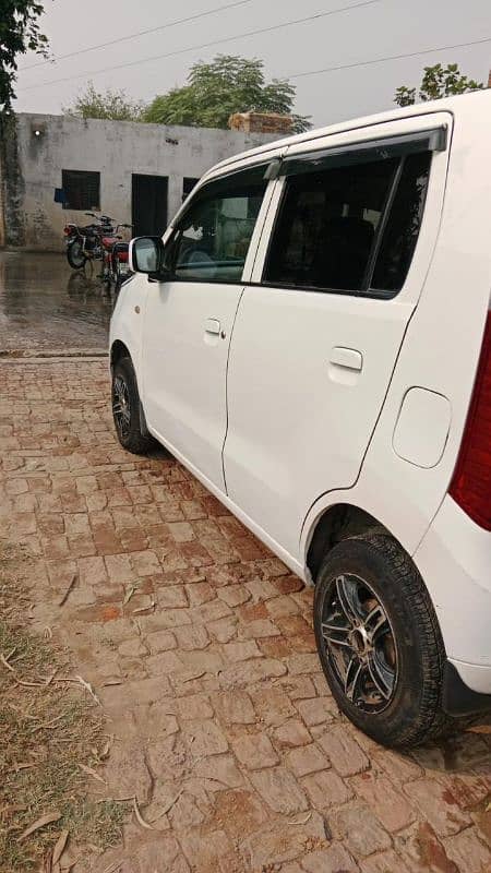 Suzuki MR Wagon 2017 9