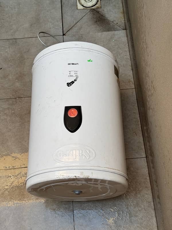 Electric geyser 50 liter 0