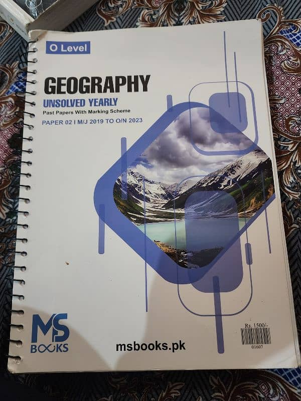 pak studies book and past paper for olevel 0