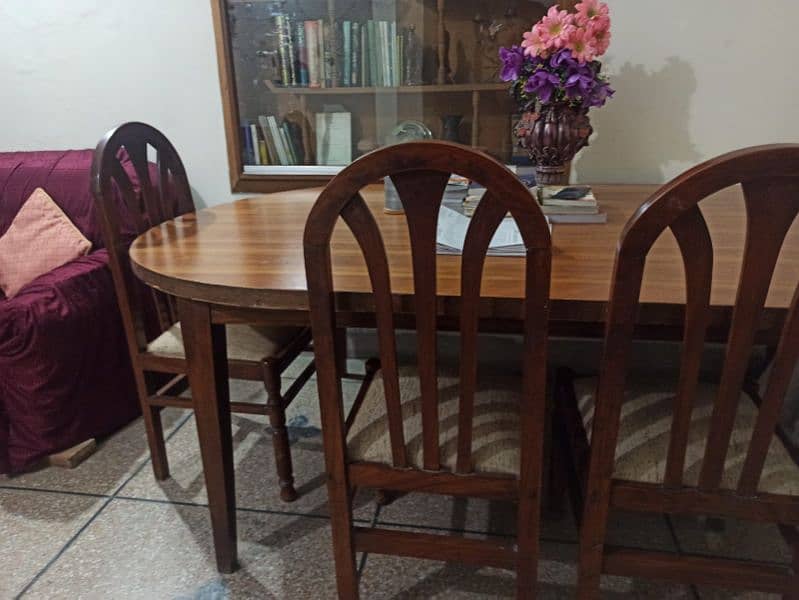 Dining Table with 6 chairs 1