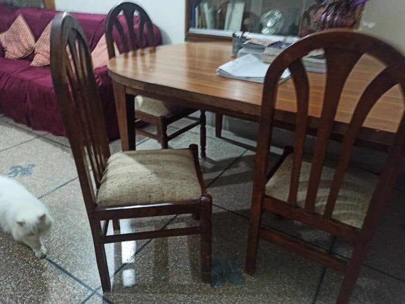 Dining Table with 6 chairs 4