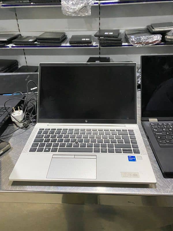 hp elitebook 8gen 70000/- 03014332097 1