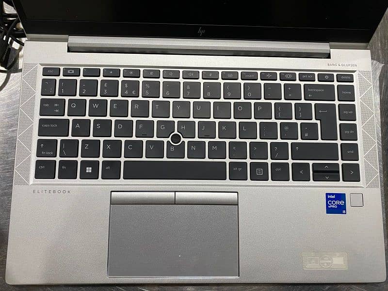 hp elitebook 8gen 70000/- 03014332097 6